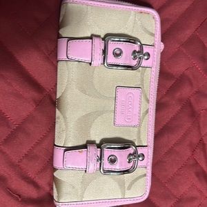 Coach Signature C wallet